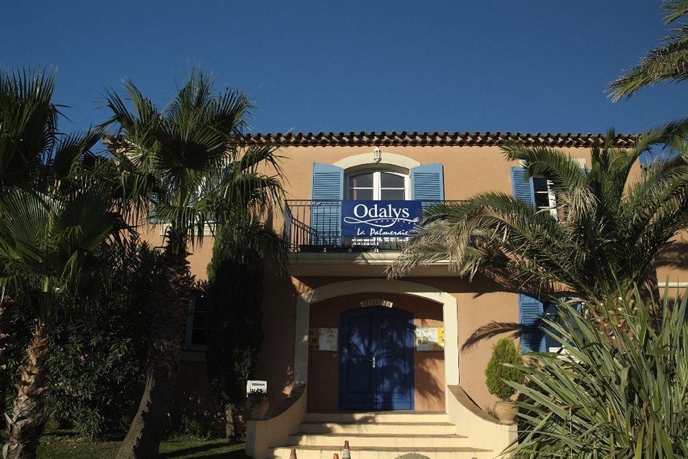 غريمو Residence Odalys La Palmeraie المظهر الخارجي الصورة